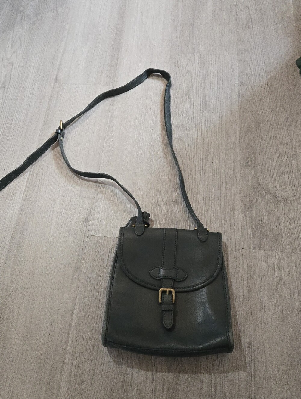 Vintage 90s Liz Claiborne Green Leather Satchel Crossbody Purse